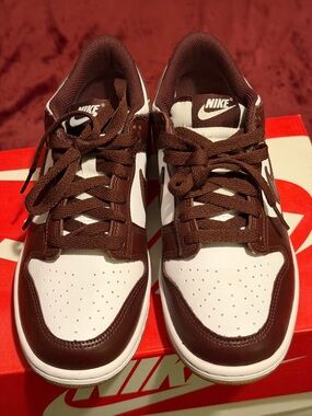 Nike Men’s Low-Top Sneakers - Brown and White